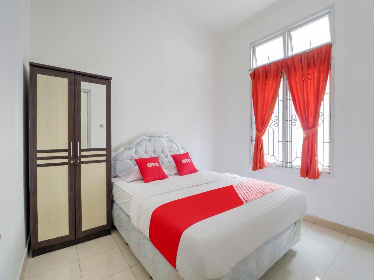 Oyo 2997 Grand Suites Palace 2 Sindanglaya Exterior photo